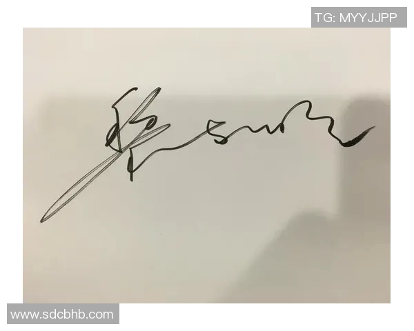 如何让足球明星的签名更具艺术感和个性魅力